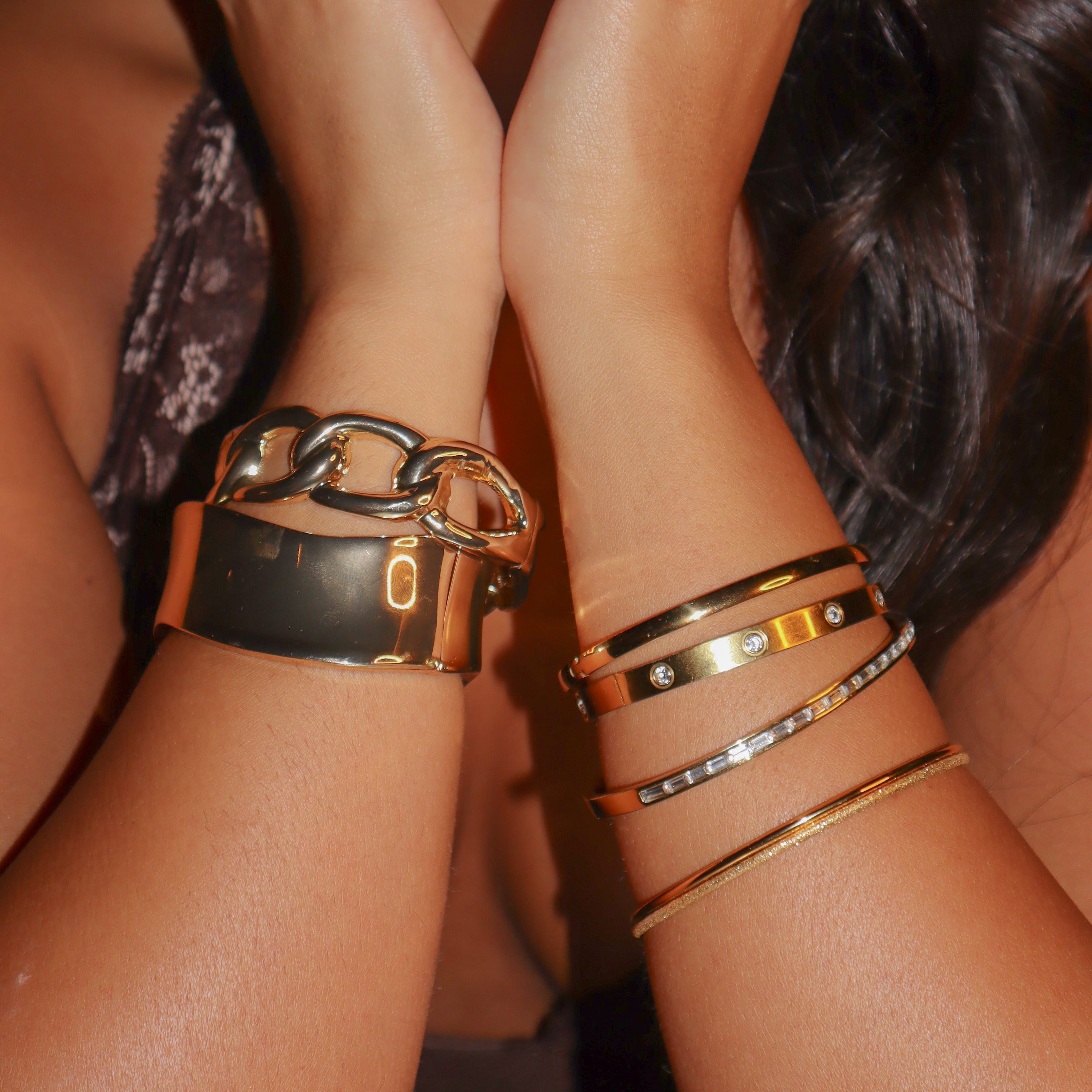 Suave Bangle