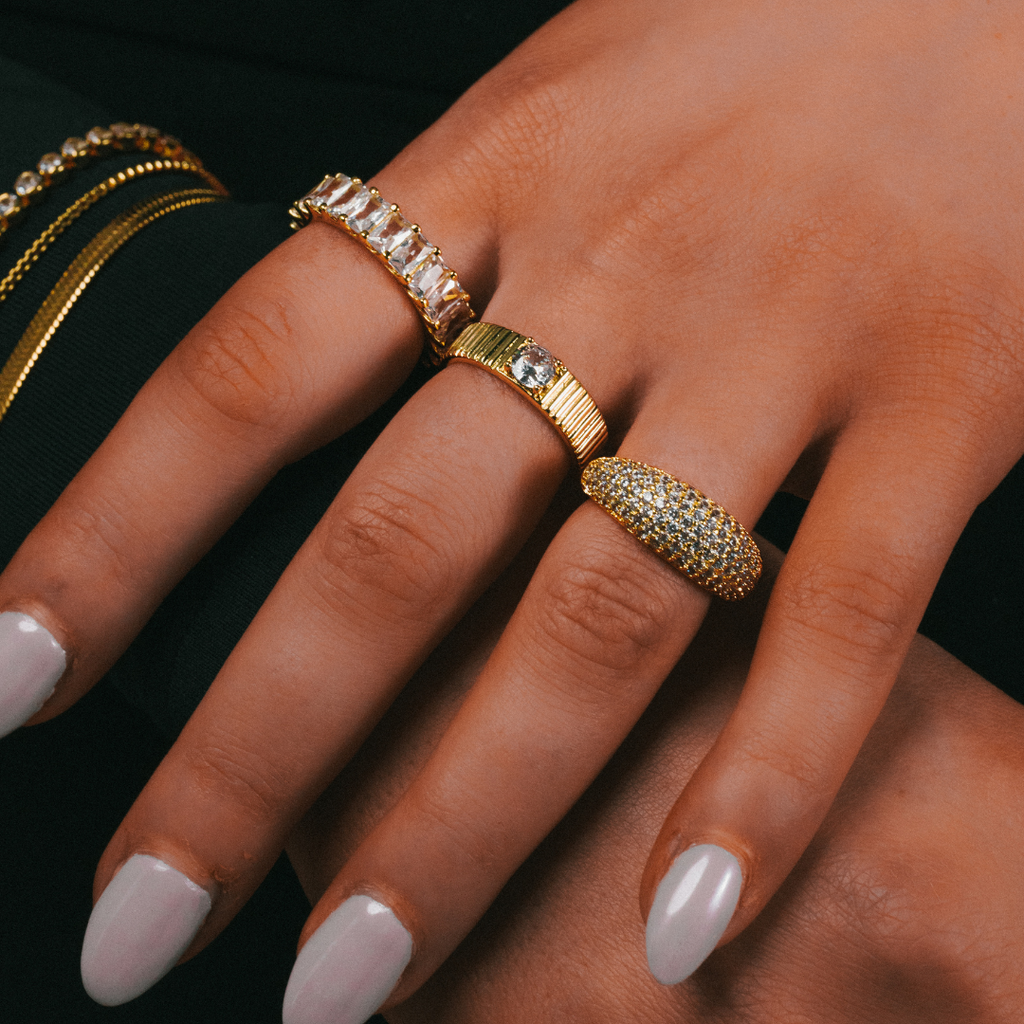 Flashy Ring